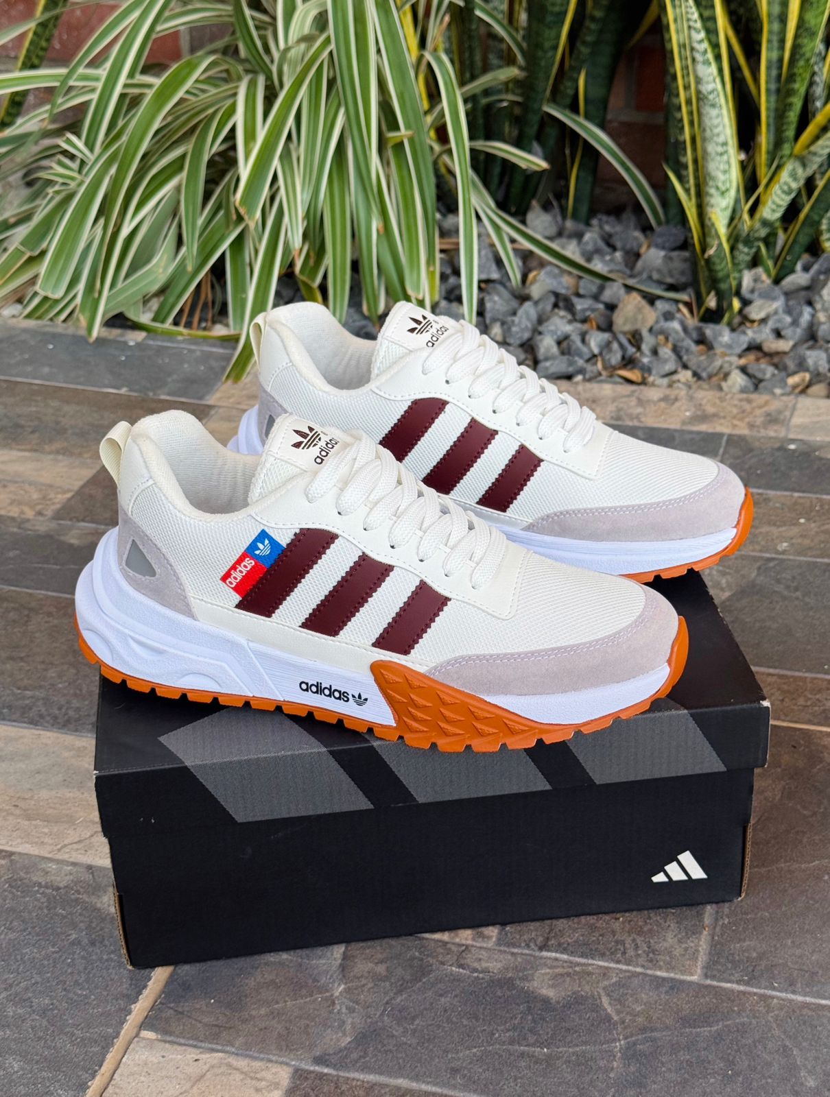 DEPORTIVO ADIDAS - Imagen 3